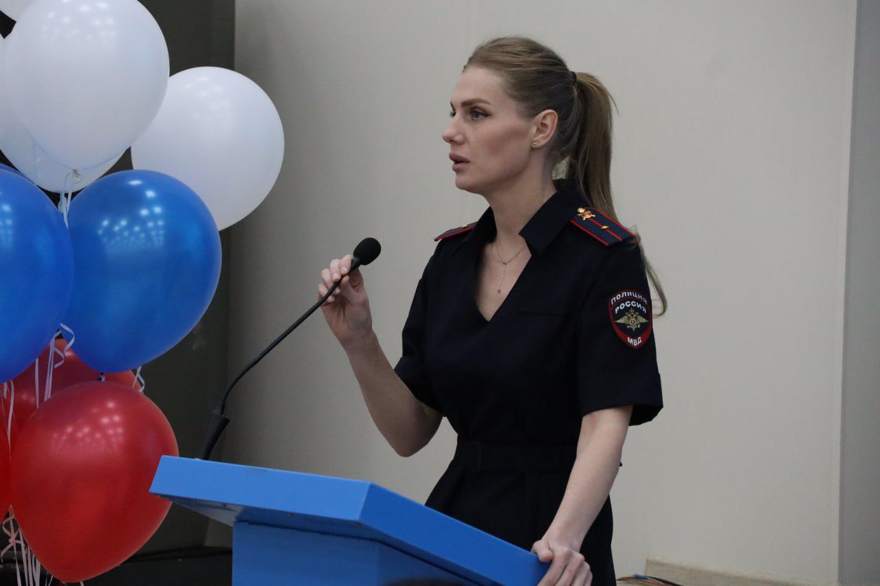 Юных амурчан также предупреждают об ответственности за соучастие в таких противоправных деяниях Юных амурчан также предупреждают об ответственности за соучастие в таких противоправных деяниях