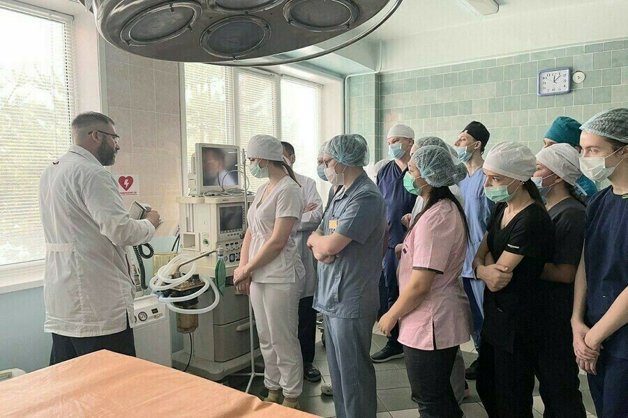 Президент России Владимир Путин подписал закон о наставничестве и целевом обучении для выпускников медицинских вузов и колледжей