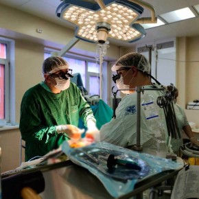 Врачи клиники имени Мешалкина обменялись опытом с амурскими хирургами