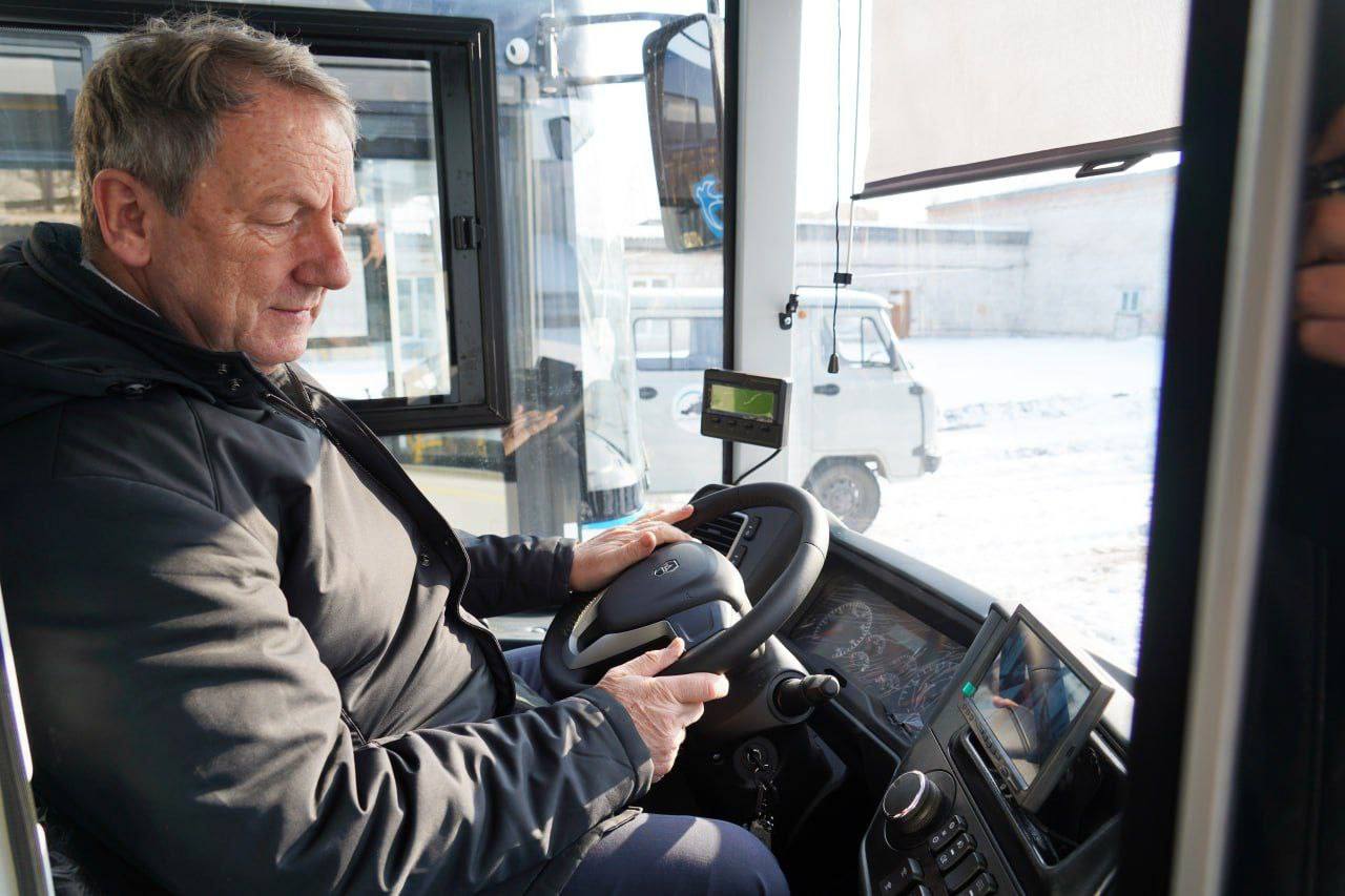 Сегодня в Свободный прибыли еще 6 новых экологичных автобусов Сегодня в Свободный прибыли еще 6 новых экологичных автобусов