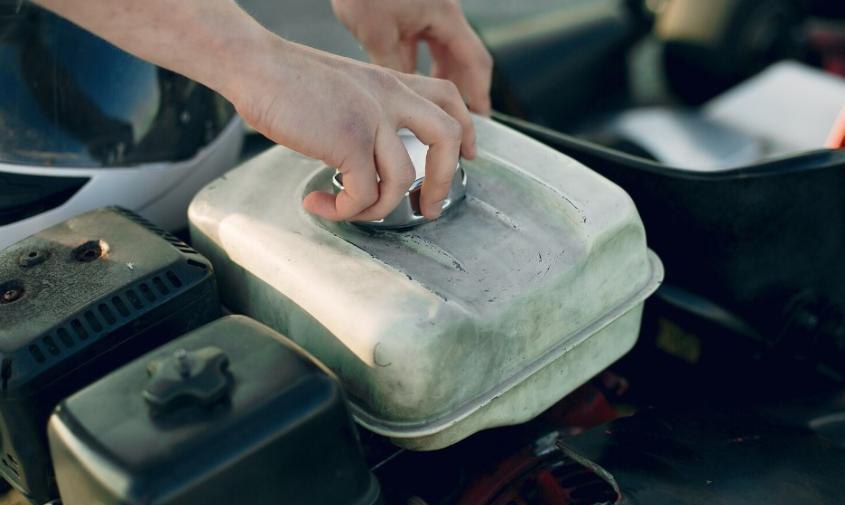 В Зее водитель мусоровоза пойдет под суд за кражу топлива