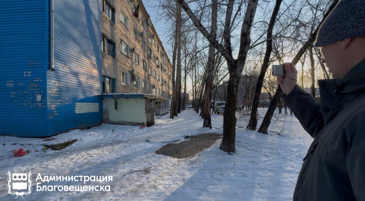 В 61% благовещенских дворов провели первичную очистку от снега и наледи