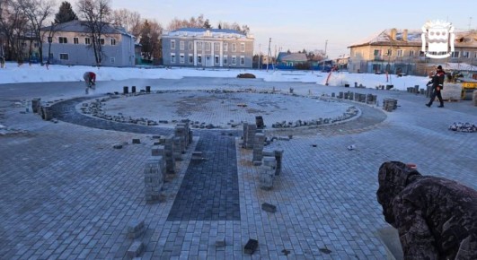 Новое «сердце» Поярково: в селе Михайловского района благоустраивают площадь Ленина благодаря президентскому нацпроекту