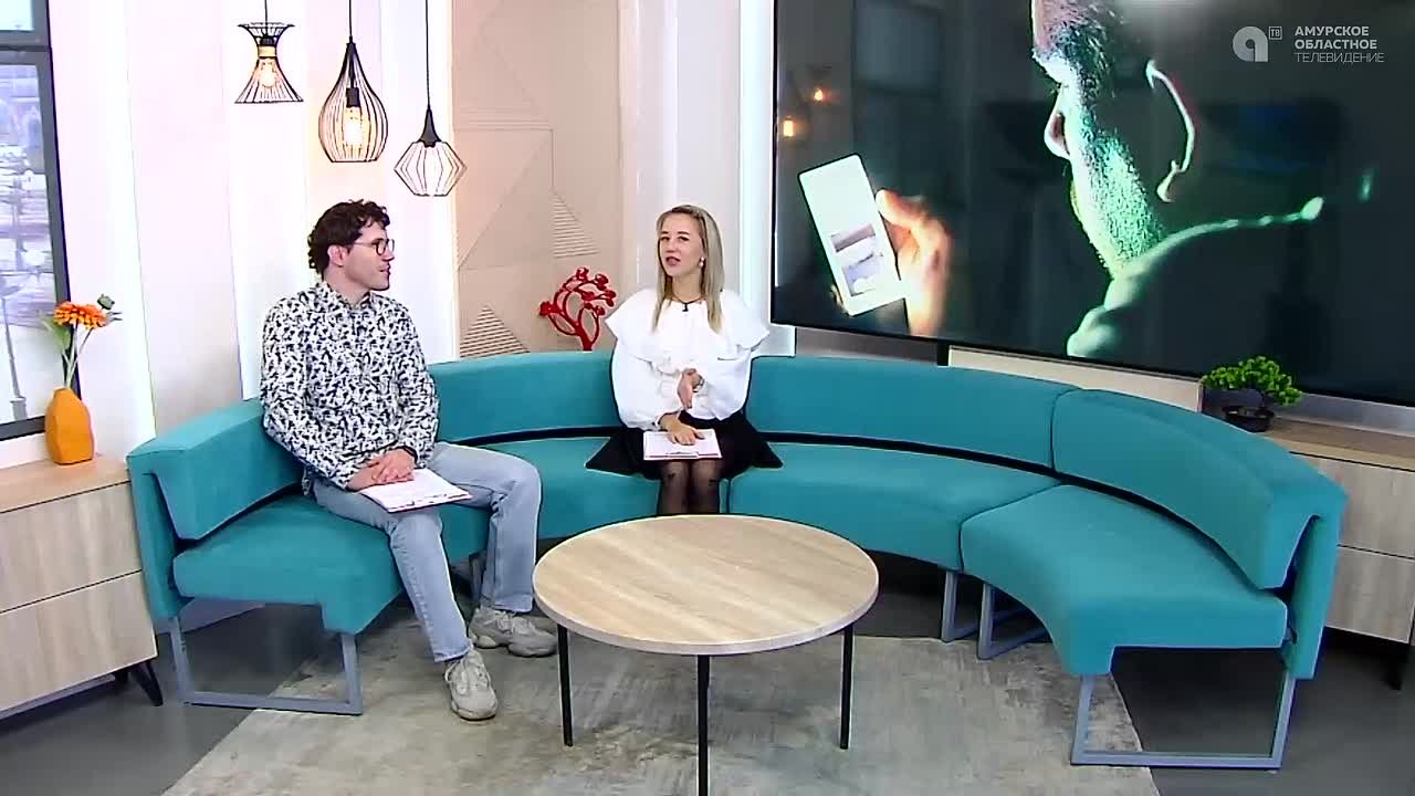 Пользоваться мобильником теперь только при свете!