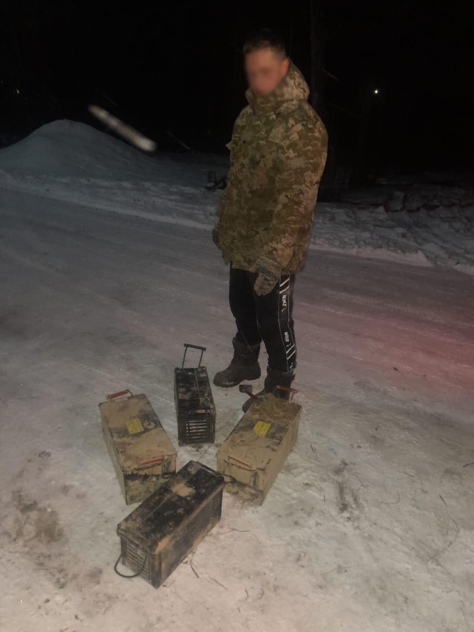 В Приамурье полицейские вернули похищенные аккумуляторы В Приамурье полицейские вернули похищенные аккумуляторы