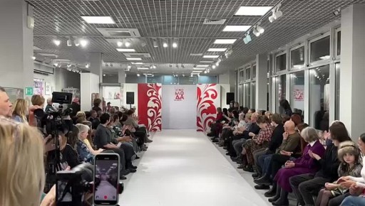 «Party like a Russian» и двухлетняя модель: как прошел в Благовещенске фестиваль «ЭТНО-МОДА на Амуре»