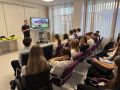 На базе Семейного МФЦ «Семья 28» сотрудники Госавтоинспекции организовали для учащихся школы №16 увлекательное мероприятие, посвященное Правилам дорожного движения и дорожной безопасности