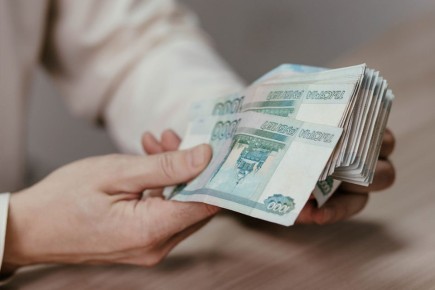 Как вернуть деньги, занятые у брата: советы для тех, кто столкнулся с задолженностью без расписки