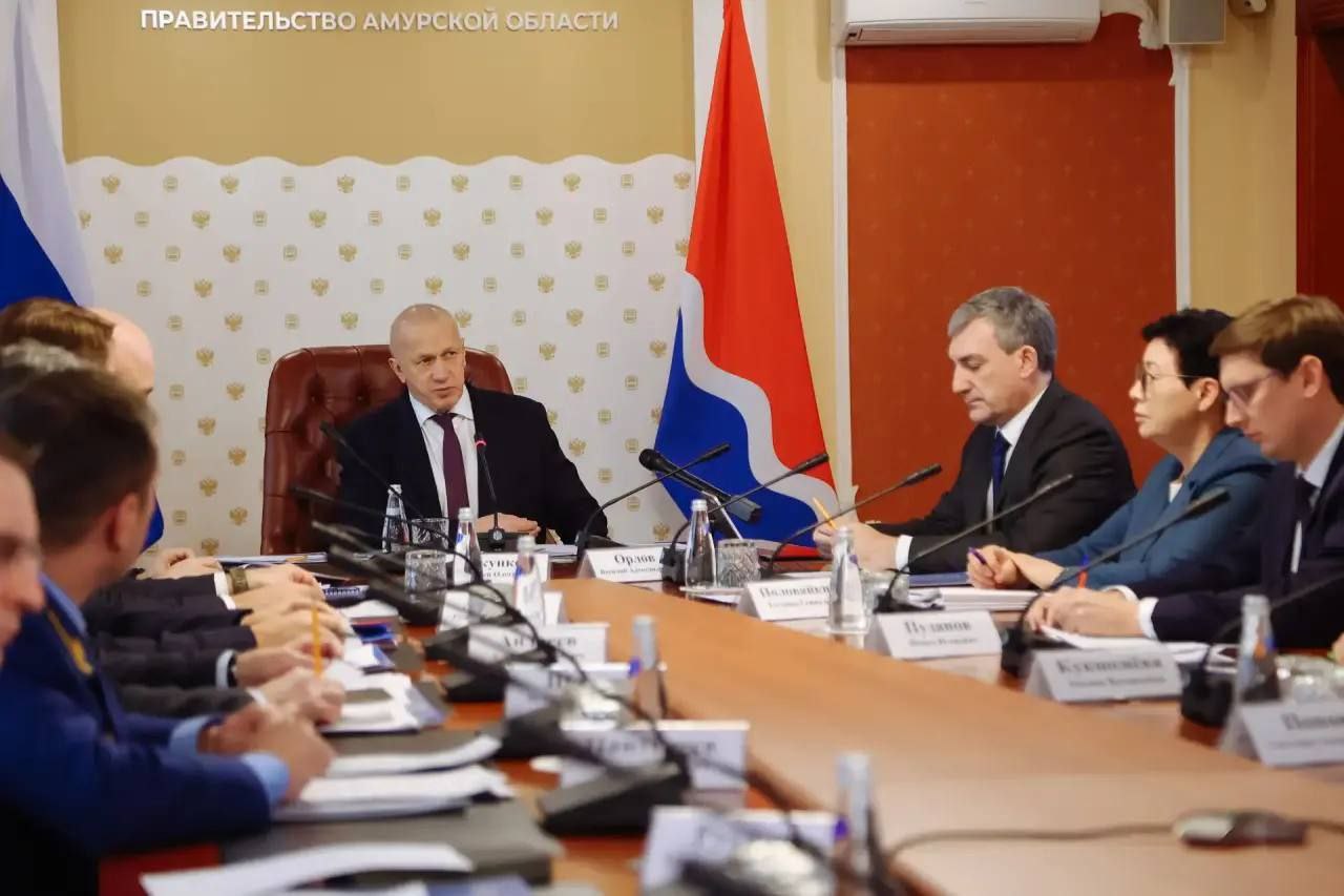 Василий Орлов рассказал полпреду ДФО о достижениях и планах региона за последние годы Василий Орлов рассказал полпреду ДФО о достижениях и планах региона за последние годы