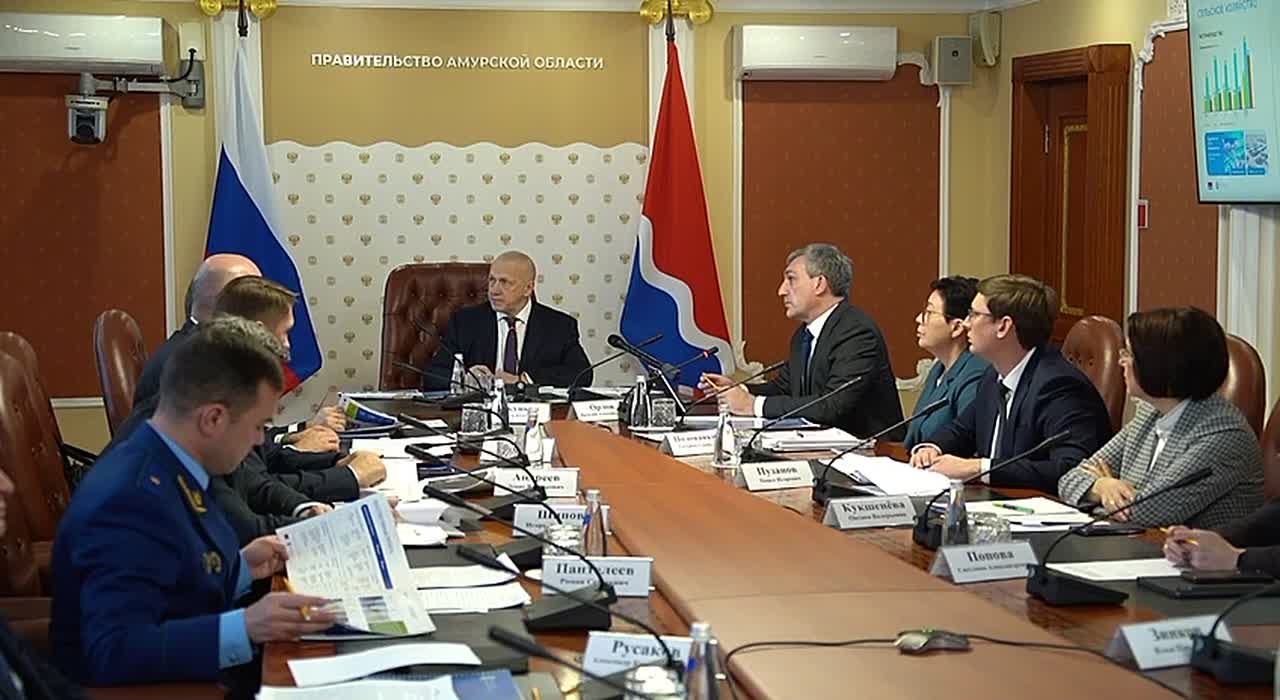 Василий Орлов рассказал полпреду ДФО о достижениях и планах региона за последние годы