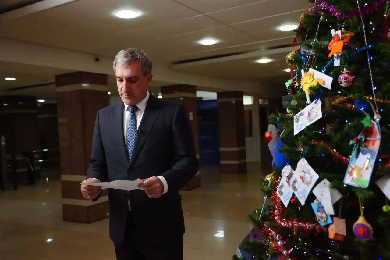 Игрушечный танк и набор доктора: какие желания амурских детей исполнит губернатор Игрушечный танк и набор доктора: какие желания амурских детей исполнит губернатор