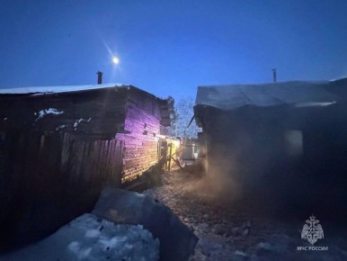 Поздно вызвали спасателей: в пожаре в Свободном погибли двое мужчин