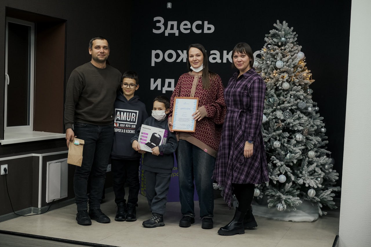 Благовещенские семьи получили награды за достижения и вкусные рецепты Благовещенские семьи получили награды за достижения и вкусные рецепты