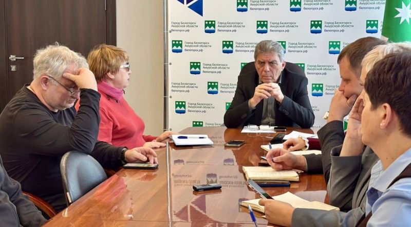 В заваленном мусором Белогорске введен режим повышенной готовности В заваленном мусором Белогорске введен режим повышенной готовности