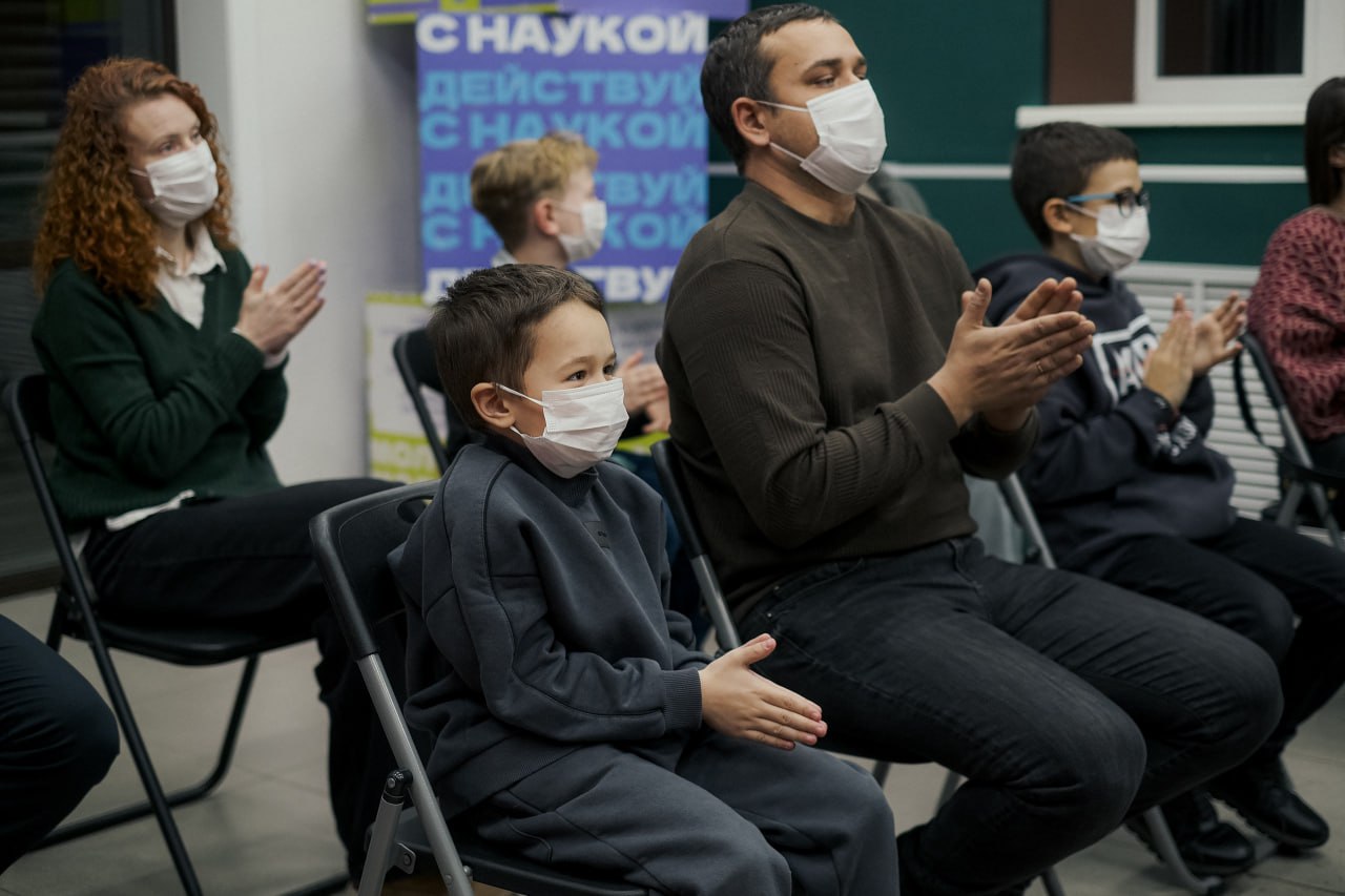 Благовещенские семьи получили награды за достижения и вкусные рецепты Благовещенские семьи получили награды за достижения и вкусные рецепты