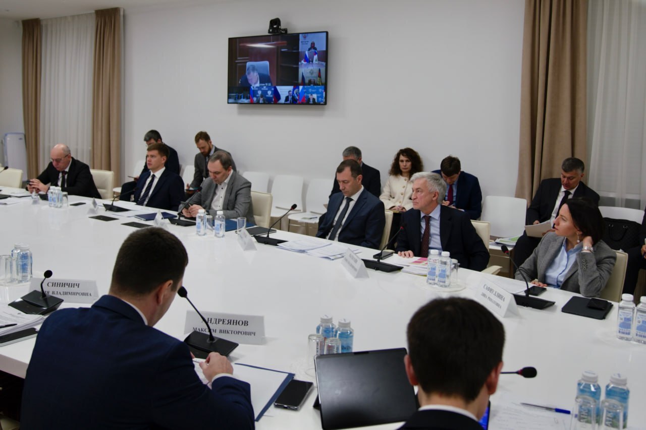 Амурский зампред принял участие в заседании президиума (штаба) Правительственной комиссии по региональному развитию в РФ Амурский зампред принял участие в заседании президиума (штаба) Правительственной комиссии по региональному развитию в РФ