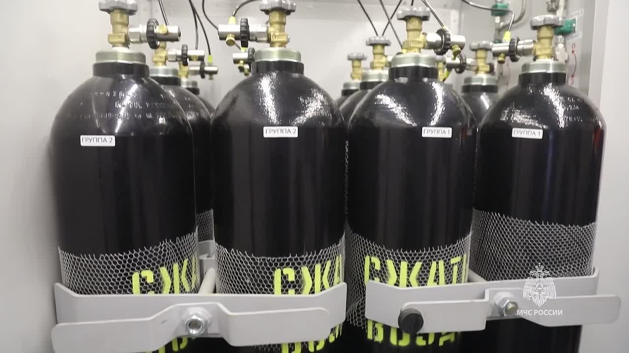 В России таких всего шесть: амурские спасатели получили уникальный водолазный комплекс