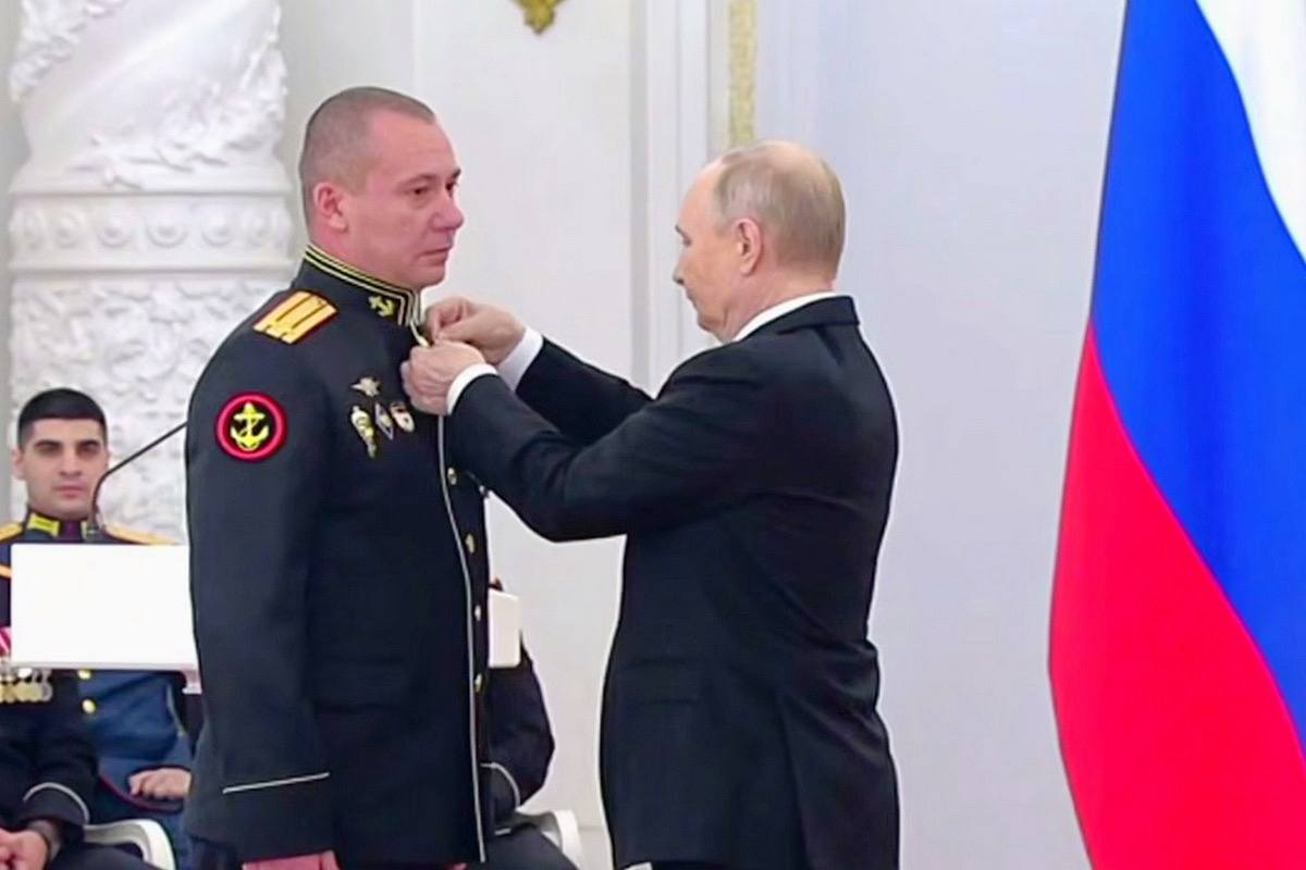 Владимир Путин наградил полковника из Благовещенска медалью «Золотая Звезда»