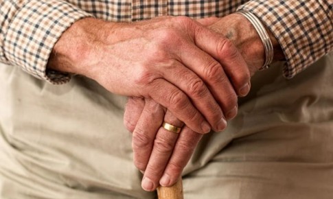 У амурчан появилась возможность оформить свидетельство пенсионера онлайн