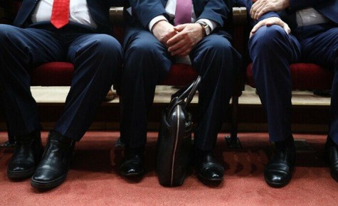 В Госдуме предложили освободить чиновников от ежегодного декларирования доходов