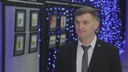 На ежегодный доклад губернатора Амурской области Василия Орлова традиционно пригласили членов областного правительства, депутатов Заксобрания, представителей муниципалитетов, бизнеса и общественности