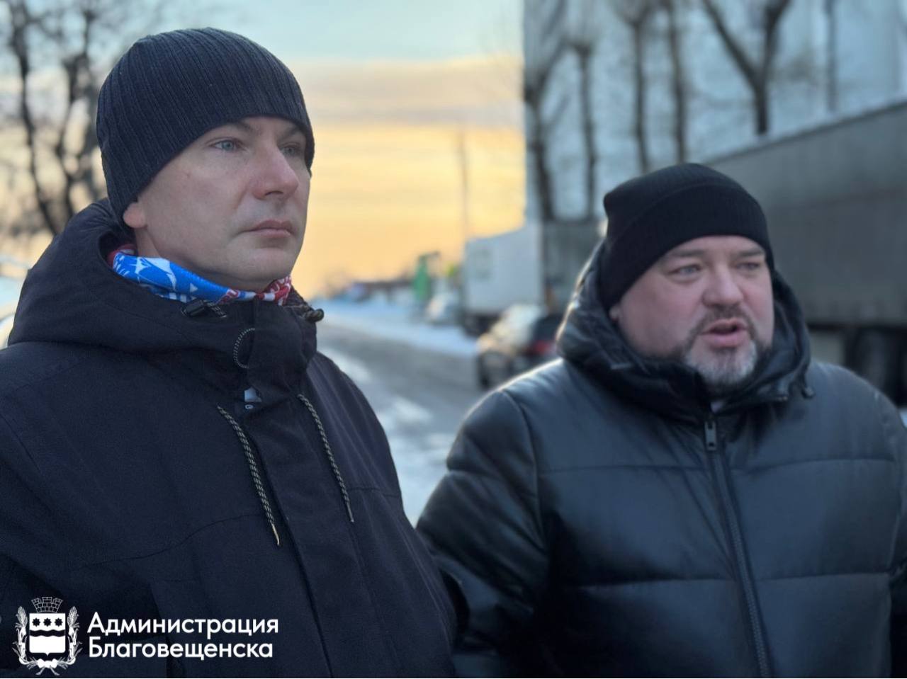 По поручению мэра Олега Имамеева в Благовещенске выделены дополнительные места для стоянки фур По поручению мэра Олега Имамеева в Благовещенске выделены дополнительные места для стоянки фур