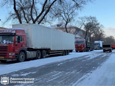 Где теперь могут «спать» фуры? В Благовещенске появились дополнительные стоянки для большегрузов
