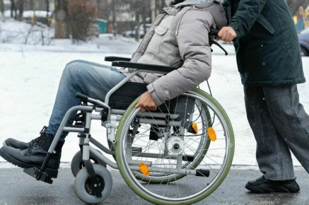 В России предложили оплачиваемые выходные для сопровождения родственников в медучреждения