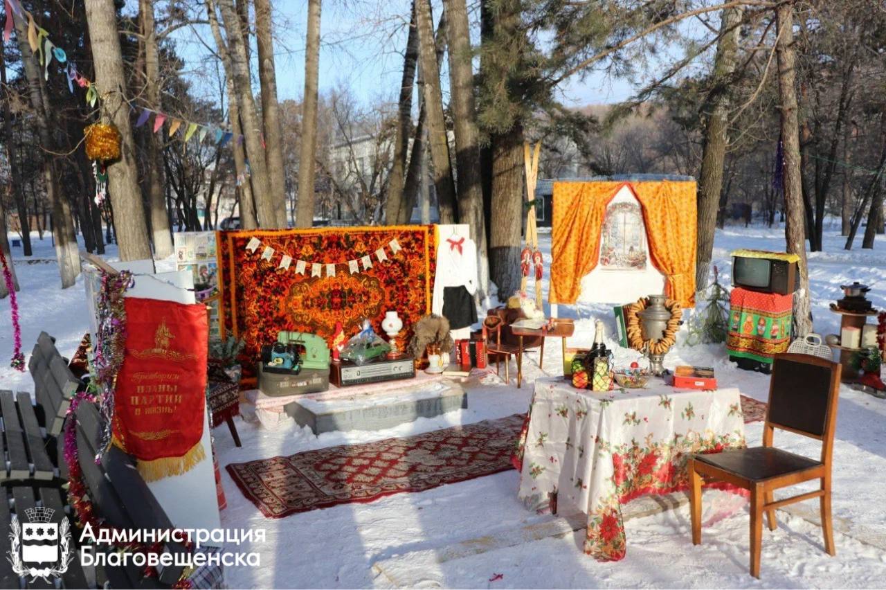 Как благовещенцы украшают свои дворы к новому году Как благовещенцы украшают свои дворы к новому году