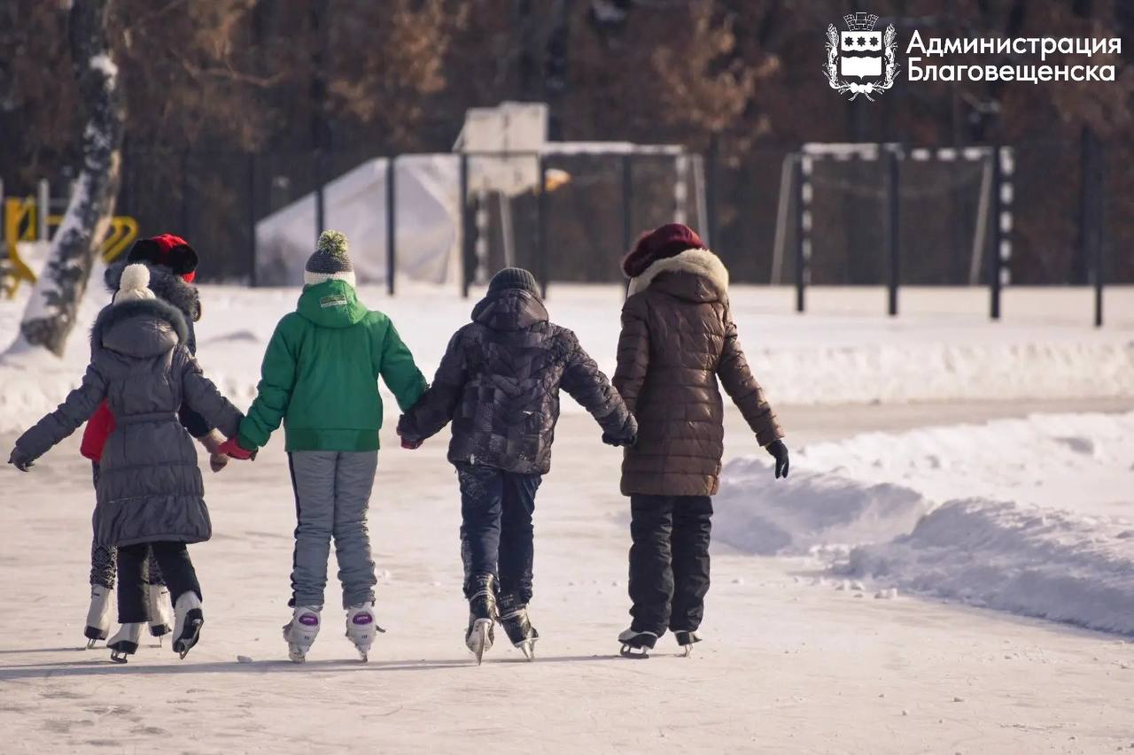 В Благовещенске готовят 22 бесплатных катка