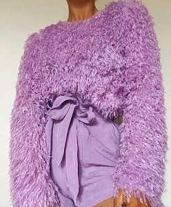 Динамика огня и блеск золота: советы амурского стилиста по выбору наряда на Новый год Динамика огня и блеск золота: советы амурского стилиста по выбору наряда на Новый год