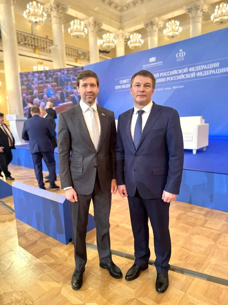 Доступное и комфортное жильё, развитая социальная и коммунальная инфраструктура напрямую влияют на рождаемость и качество жизни российских семей Доступное и комфортное жильё, развитая социальная и коммунальная инфраструктура напрямую влияют на рождаемость и качество жизни российских семей