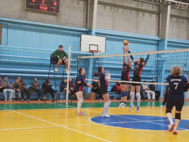 Традиционный волейбольный турнир памяти Антонины Кожемякиной прошёл в Прогрессе в 28 раз