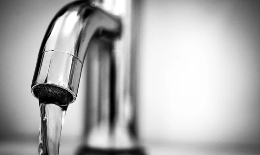 Благовещенка борется за качество воды, но не пускает специалистов к трубам в квартире