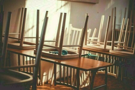  ìèíîáðå Ïðèàìóðüÿ ðàññêàçàëè, áóäóò ëè óñèëåíû ìåðû áåçîïàñíîñòè â øêîëàõ â ñâÿçè ñ íàïàäåíèåì ó÷åíèêà â Ïîäìîñêîâüå