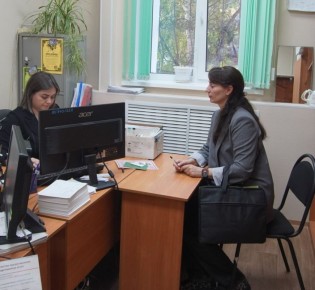 УВМ УМВД информирует!. 3, 5 и 8 января 2026 года отделением по организации оформления заграничных паспортов регионального УМВД будет осуществляться прием граждан