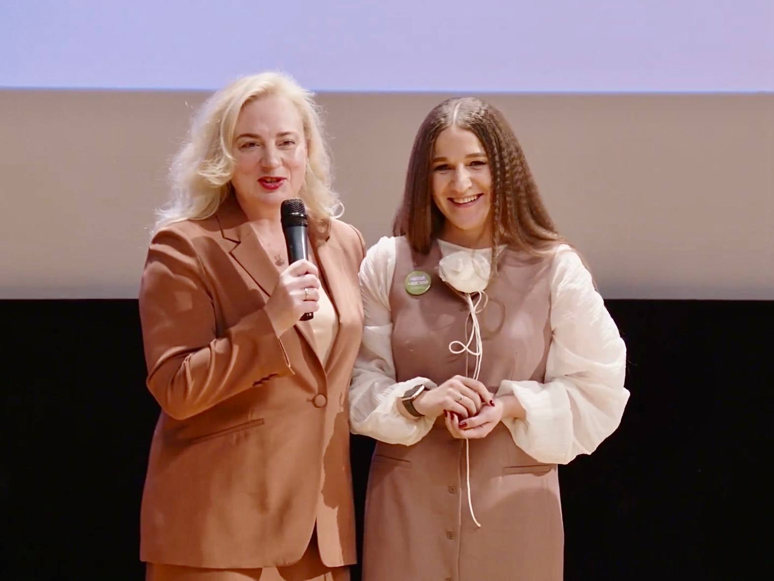 Директор библиотечной системы Благовещенска победила во Всероссийском конкурсе «Будущее библиотек» Директор библиотечной системы Благовещенска победила во Всероссийском конкурсе «Будущее библиотек»