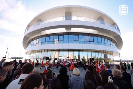 ������ ��������� ������� ������ �������� �� �����, �������� ���������� ������� � ���� ������ �����