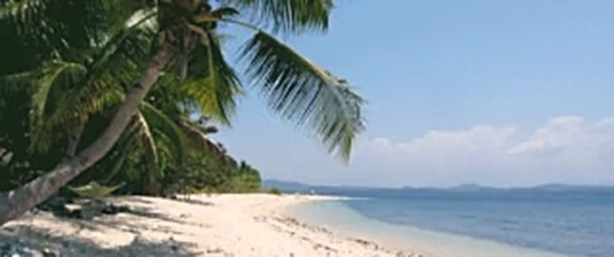 Туристам, планирующим поездку в Таиланд, следует быть в курсе новых требований для въезда, введенных на фоне ухудшения отношений с соседней Камбоджей