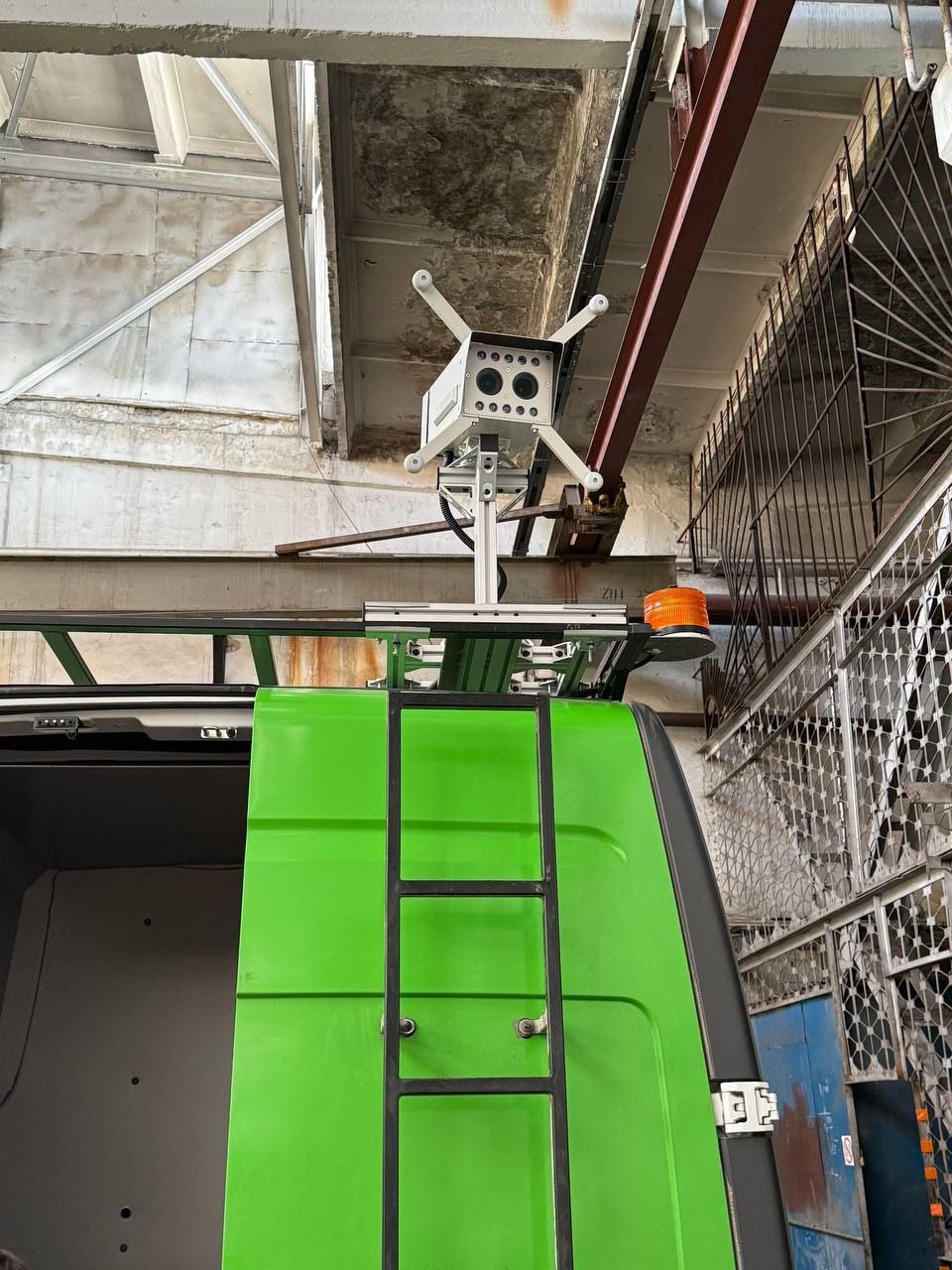 «Шумахеры» берегитесь Шумомеры начали устанавливать на машины «Дорожного патруля» «Шумахеры» берегитесь Шумомеры начали устанавливать на машины «Дорожного патруля»