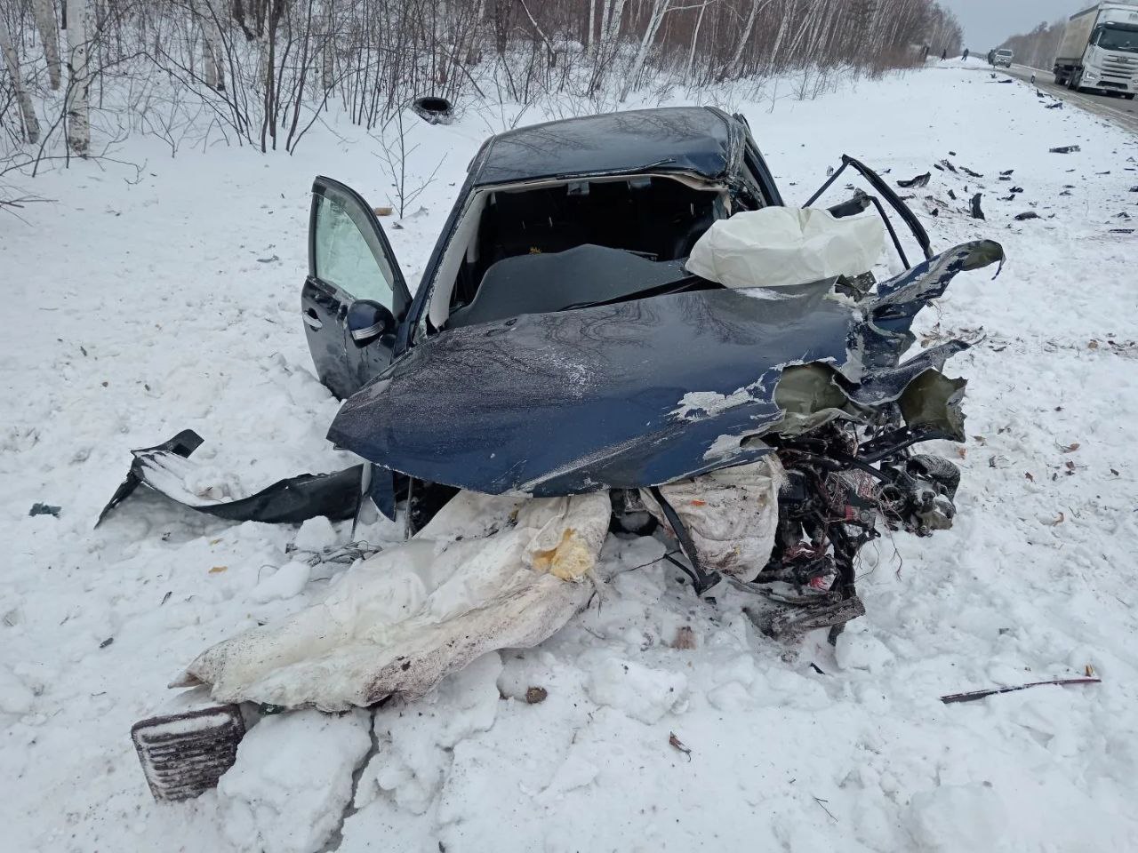 ÑÂÎÄÊÀ ÏÐÎÈÑØÅÑÒÂÈÉ ÇÀ 28 ÄÅÊÀÁÐß: ÷åòûðå ÷åëîâåêà òðàâìèðîâàíû â àâòîàâàðèÿõ