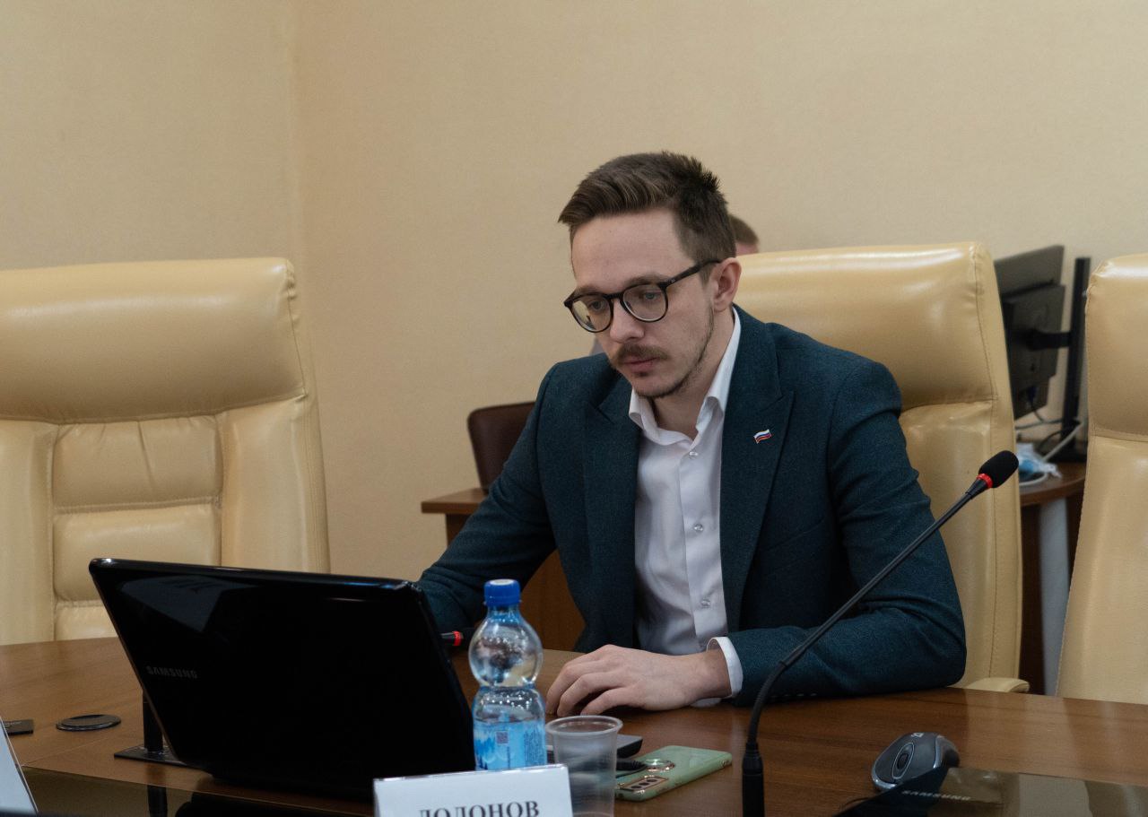 В Приамурье планируют расширить перечень детей-сирот, имеющих приоритет на получение жилья В Приамурье планируют расширить перечень детей-сирот, имеющих приоритет на получение жилья