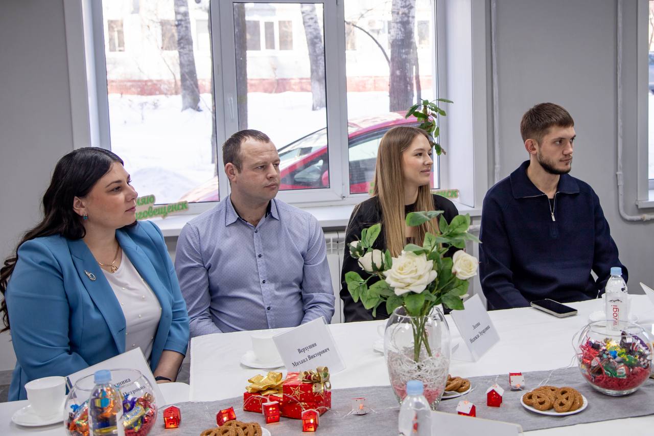 Олег Имамеев: Друзья! Сегодня — праздник тех, чья пора, пожалуй, самая необыкновенная в жизни Олег Имамеев: Друзья! Сегодня — праздник тех, чья пора, пожалуй, самая необыкновенная в жизни