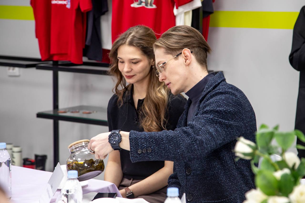 Олег Имамеев: Друзья! Сегодня — праздник тех, чья пора, пожалуй, самая необыкновенная в жизни