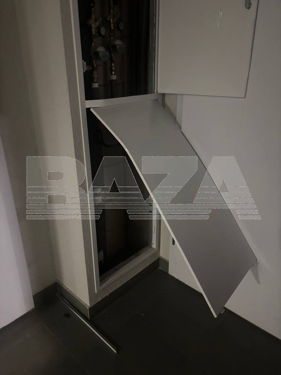 Московскую многоэтажку «разобрали» по частям — жильцы встретили свои выходные разгромленным подъездом Московскую многоэтажку «разобрали» по частям — жильцы встретили свои выходные разгромленным подъездом