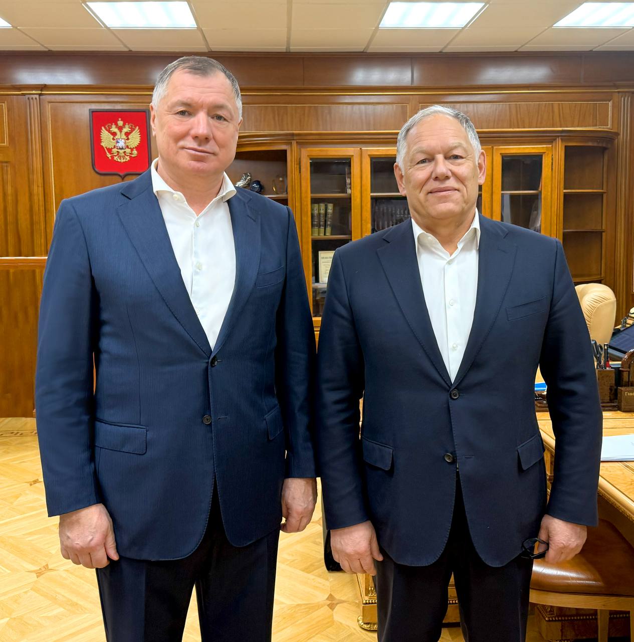 Марат Хуснуллин: Провел рабочие встречи с руководителем Росавтодора Романом Витальевичем Новиковым и председателем правления ГК «Автодор» Вячеславом Петровичем Петушенко Марат Хуснуллин: Провел рабочие встречи с руководителем Росавтодора Романом Витальевичем Новиковым и председателем правления ГК «Автодор» Вячеславом Петровичем Петушенко