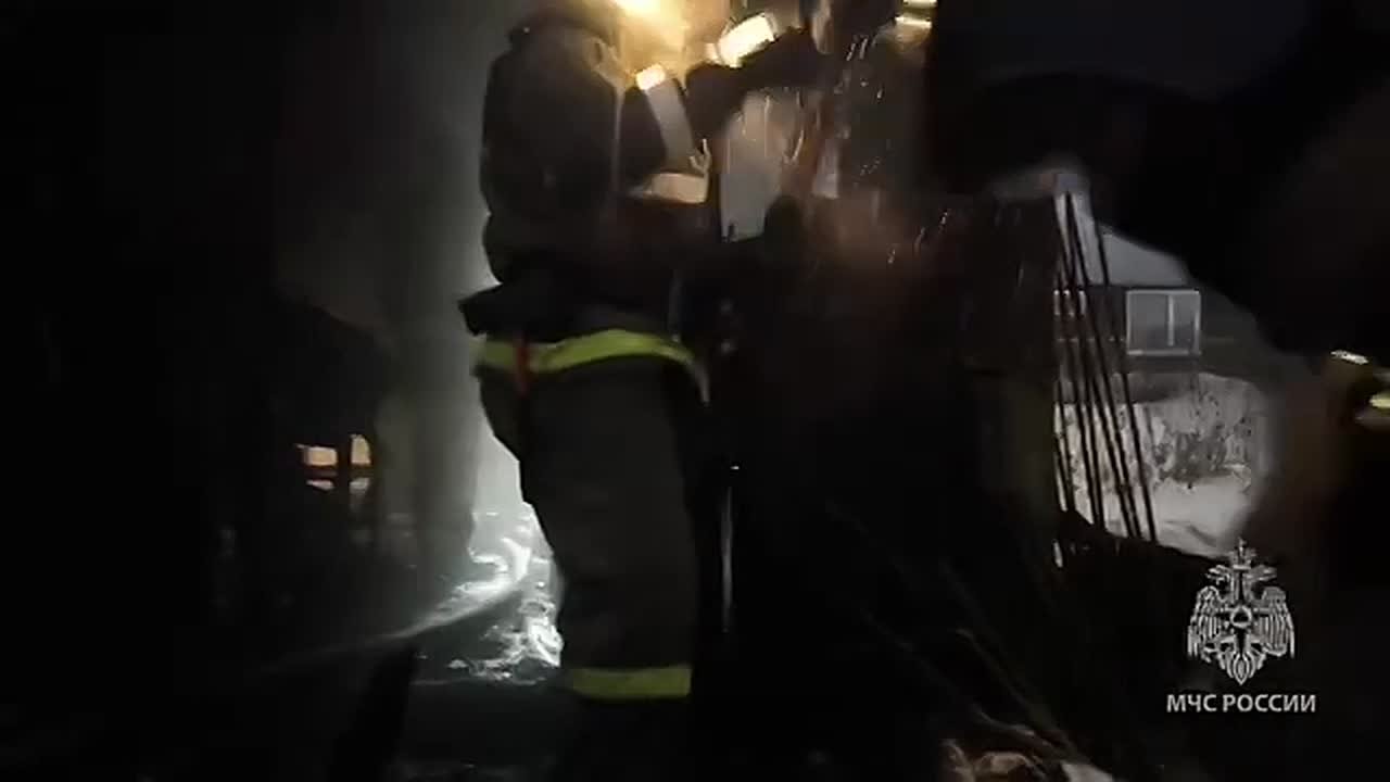 Пять жертв пожара: в Благовещенске сгорел жилой дом на Северной