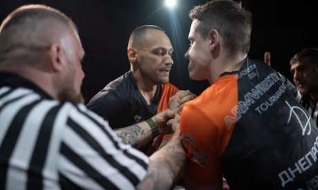 Победа в руках: благовещенский армрестлер о спорте и амбициозных целях