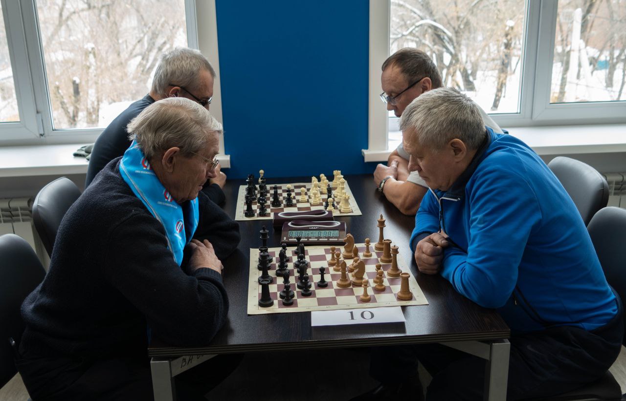 Александр Василенко открыл областные соревнования по шахматам среди пенсионеров Александр Василенко открыл областные соревнования по шахматам среди пенсионеров