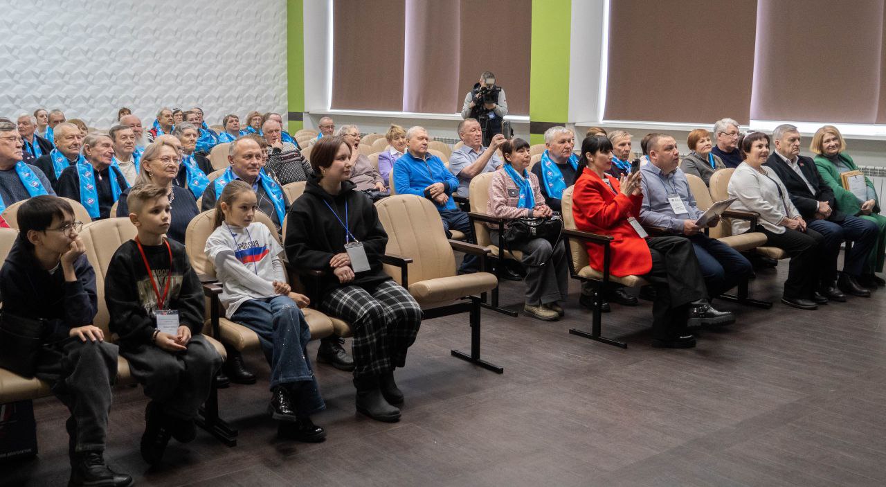 Александр Василенко открыл областные соревнования по шахматам среди пенсионеров Александр Василенко открыл областные соревнования по шахматам среди пенсионеров